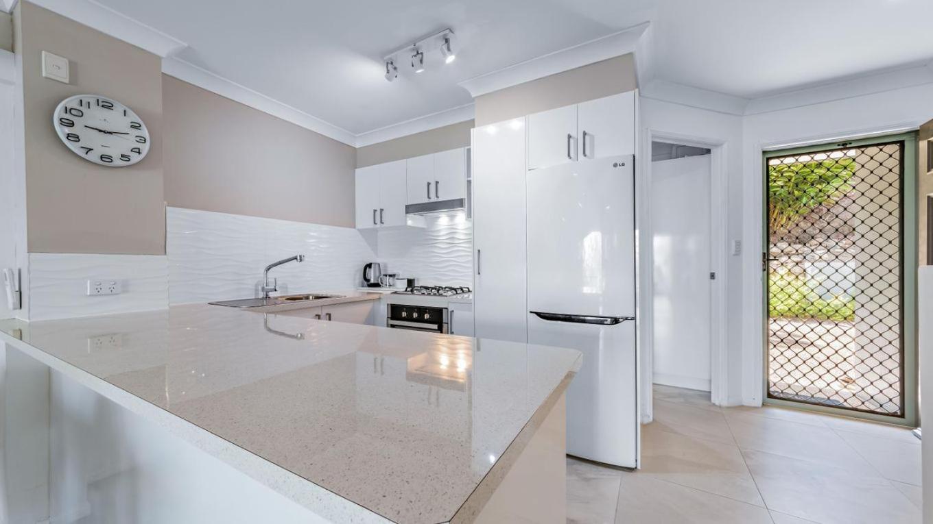 Sunset Waters Apartments Đảo Hamilton Ngoại thất bức ảnh