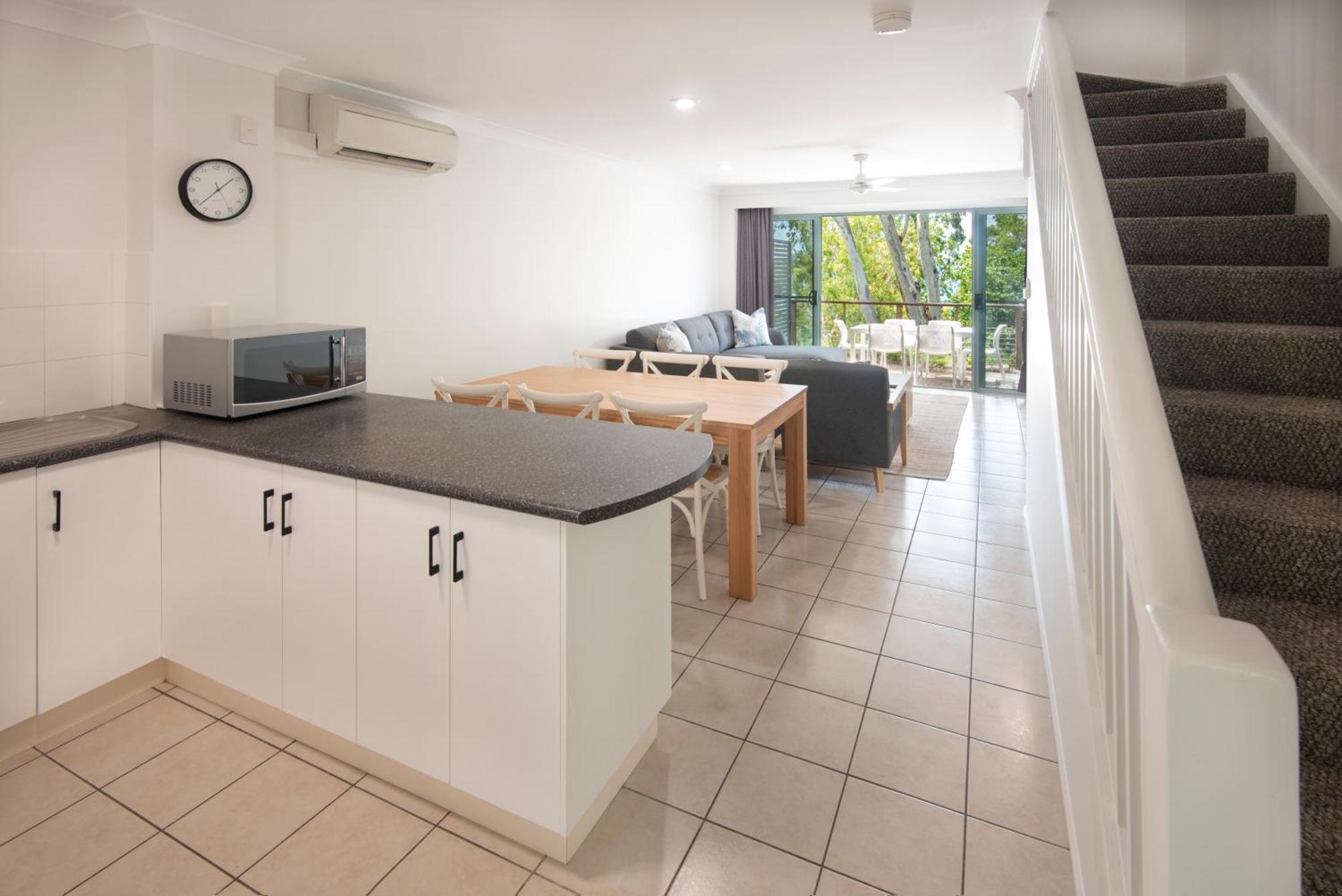 Sunset Waters Apartments Đảo Hamilton Ngoại thất bức ảnh