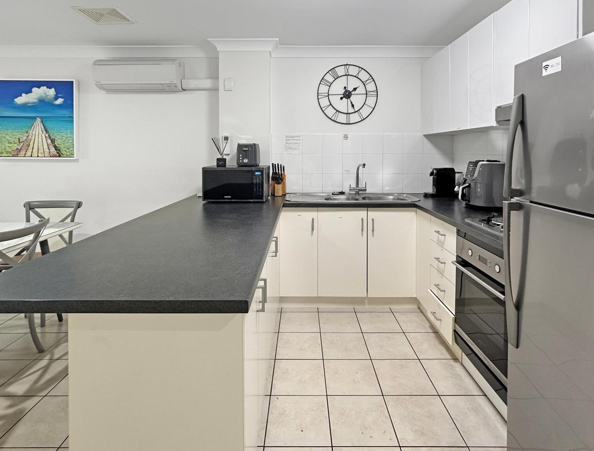 Sunset Waters Apartments Đảo Hamilton Ngoại thất bức ảnh